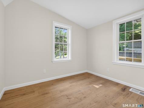 205 Flanders Road East Lyme CT 06357