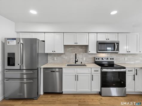 205 Flanders Road East Lyme CT 06357
