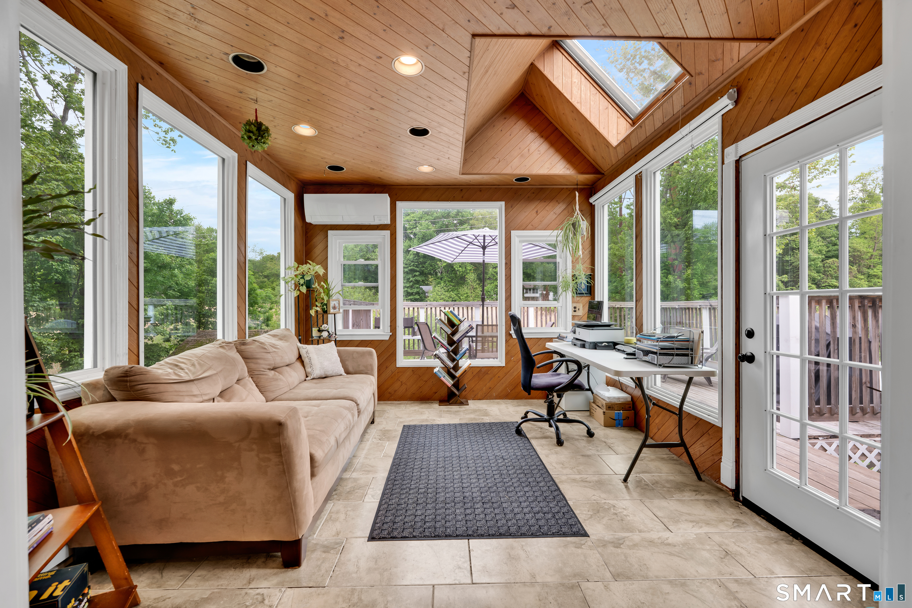 89 Shweky Lane Southington CT 06489