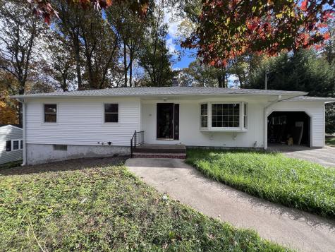 92 Birch Lane Naugatuck CT 06770