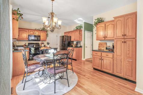 95 Orleton Court Cheshire CT 06410