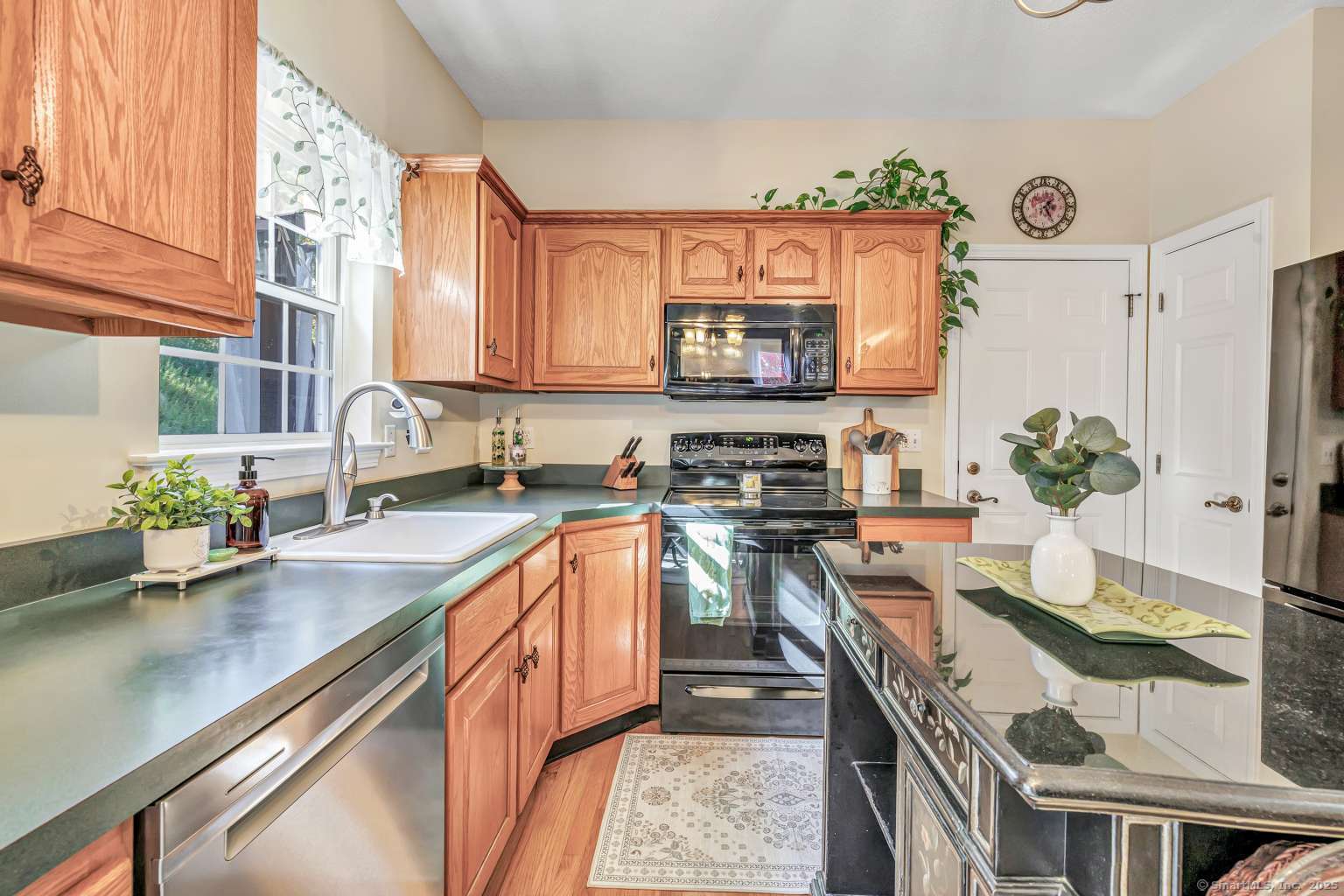 95 Orleton Court Cheshire CT 06410