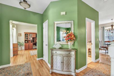 95 Orleton Court Cheshire CT 06410