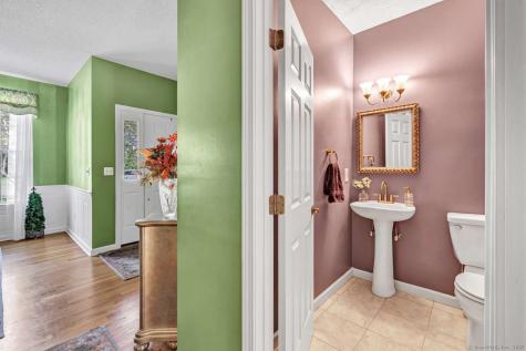 95 Orleton Court Cheshire CT 06410