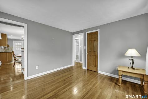 48 Peter Parley Row Berlin CT 06037