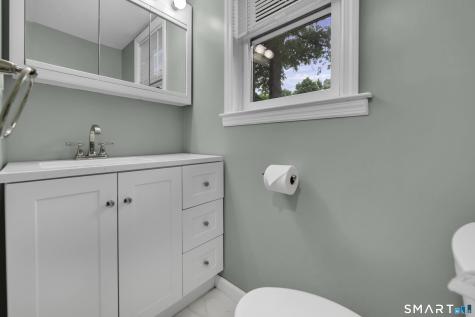 48 Peter Parley Row Berlin CT 06037