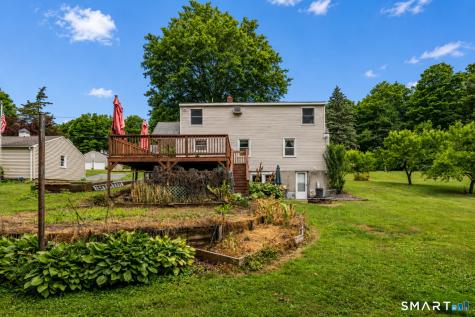 48 Peter Parley Row Berlin CT 06037