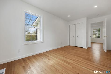 4 Kingsbury Road New Fairfield CT 06812