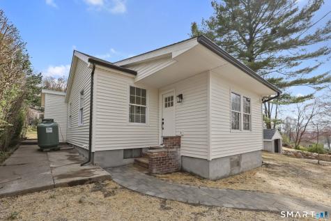 4 Kingsbury Road New Fairfield CT 06812