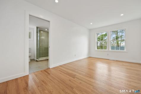 4 Kingsbury Road New Fairfield CT 06812