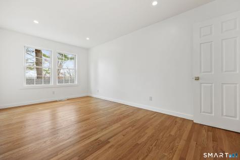 4 Kingsbury Road New Fairfield CT 06812