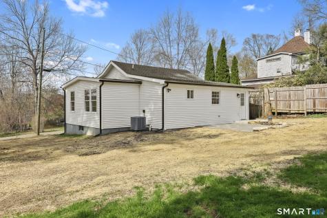 4 Kingsbury Road New Fairfield CT 06812