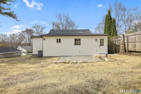 4 Kingsbury Road New Fairfield CT 06812