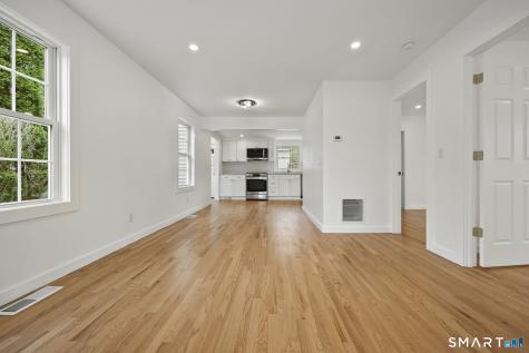 4 Kingsbury Road New Fairfield CT 06812