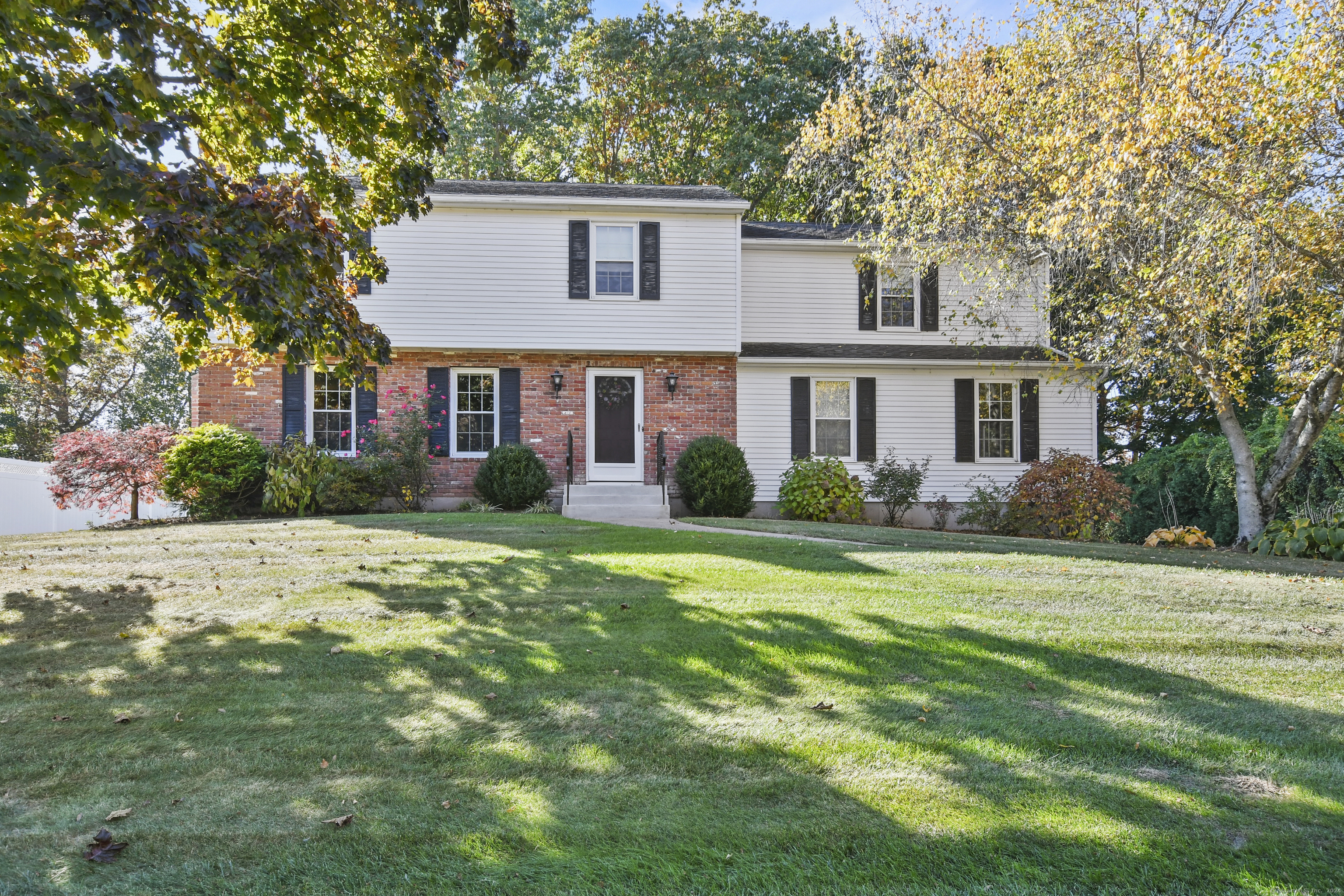 122 Rustic Oak Drive Southington CT 06489
