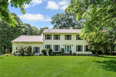 12 Jeremy Drive New Fairfield CT 06812