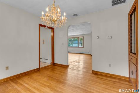 38 Irvingdell Place East Lyme CT 06333