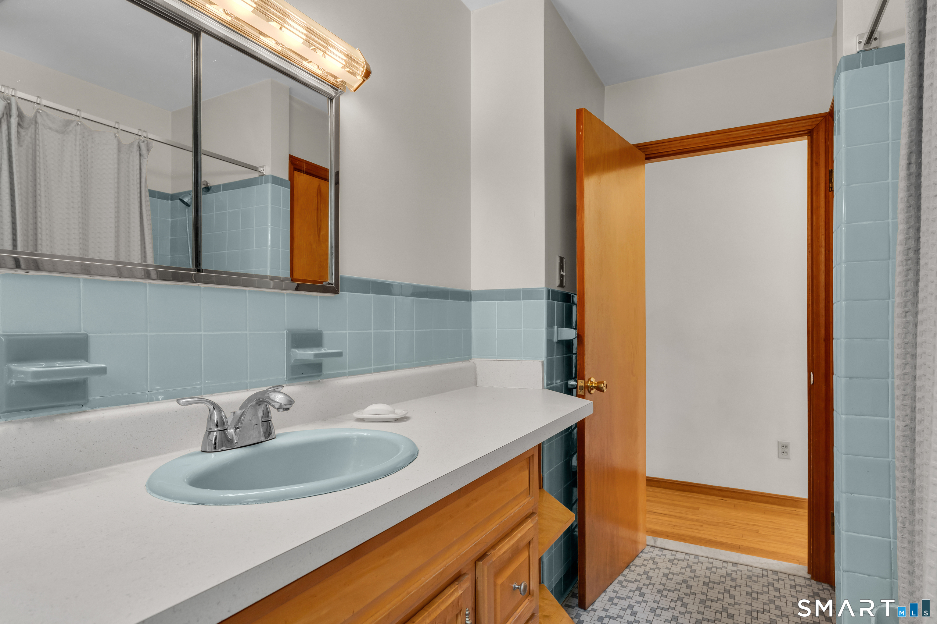 38 Irvingdell Place East Lyme CT 06333