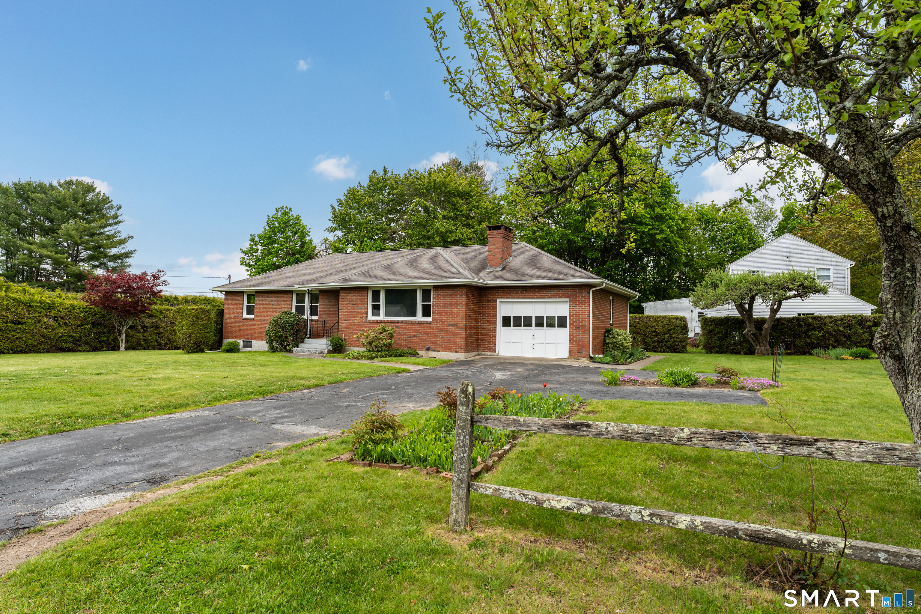 38 Irvingdell Place East Lyme CT 06333