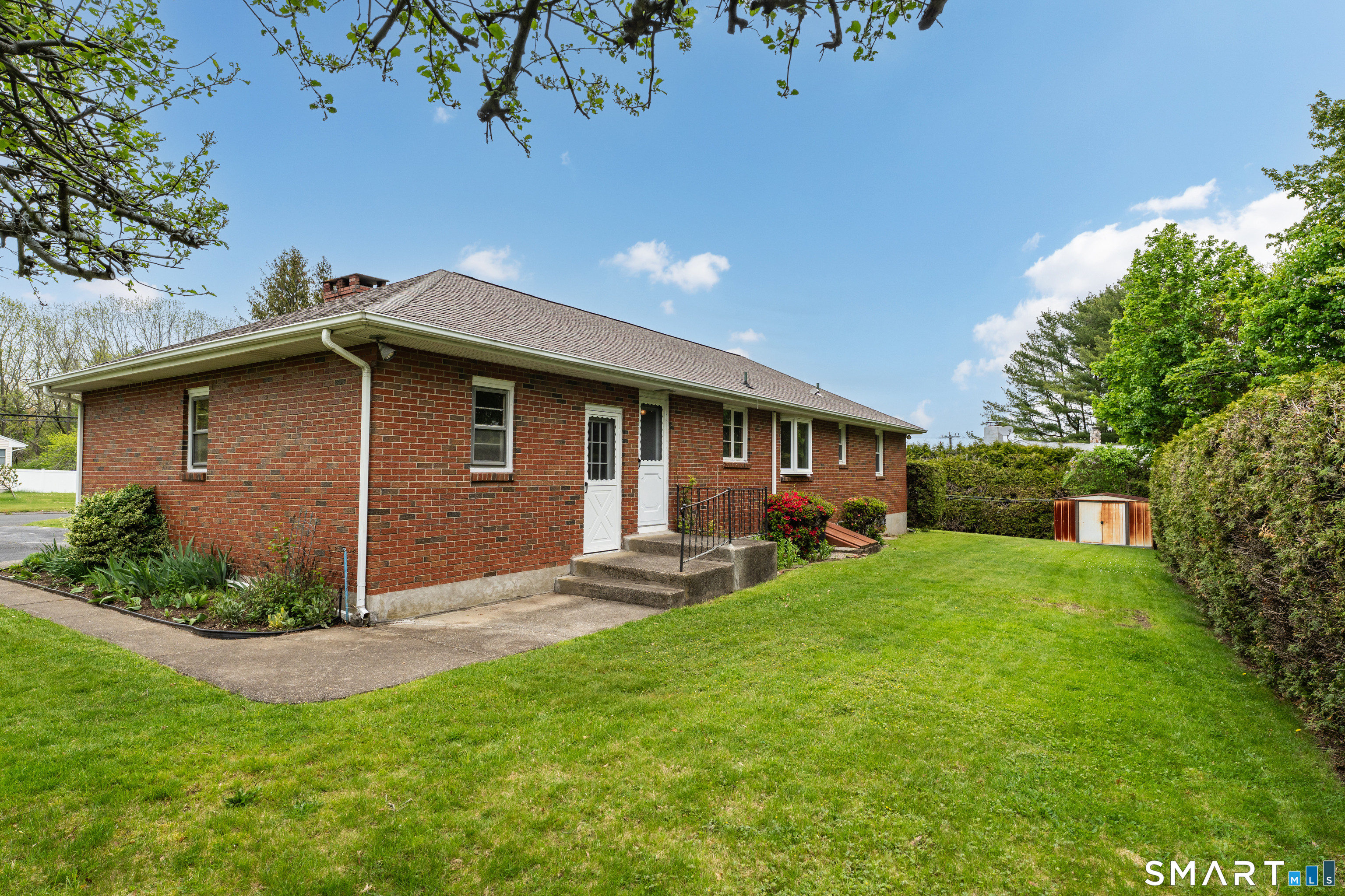 38 Irvingdell Place East Lyme CT 06333