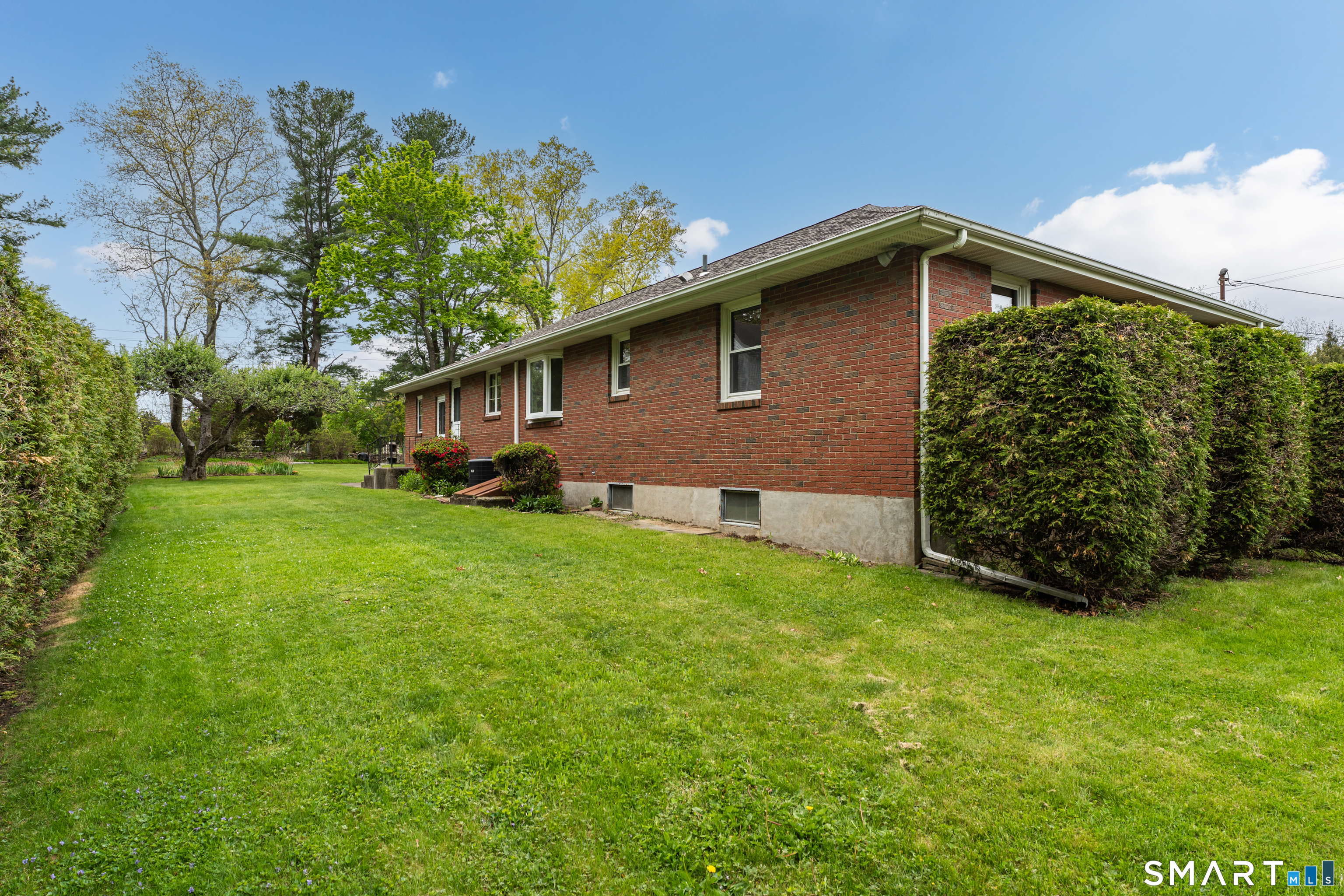 38 Irvingdell Place East Lyme CT 06333