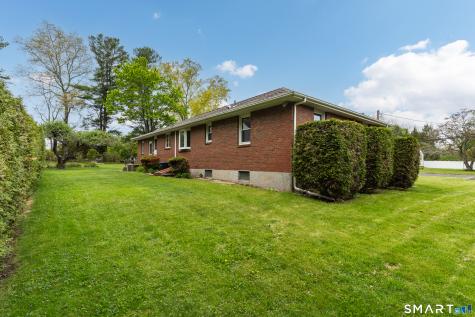 38 Irvingdell Place East Lyme CT 06333