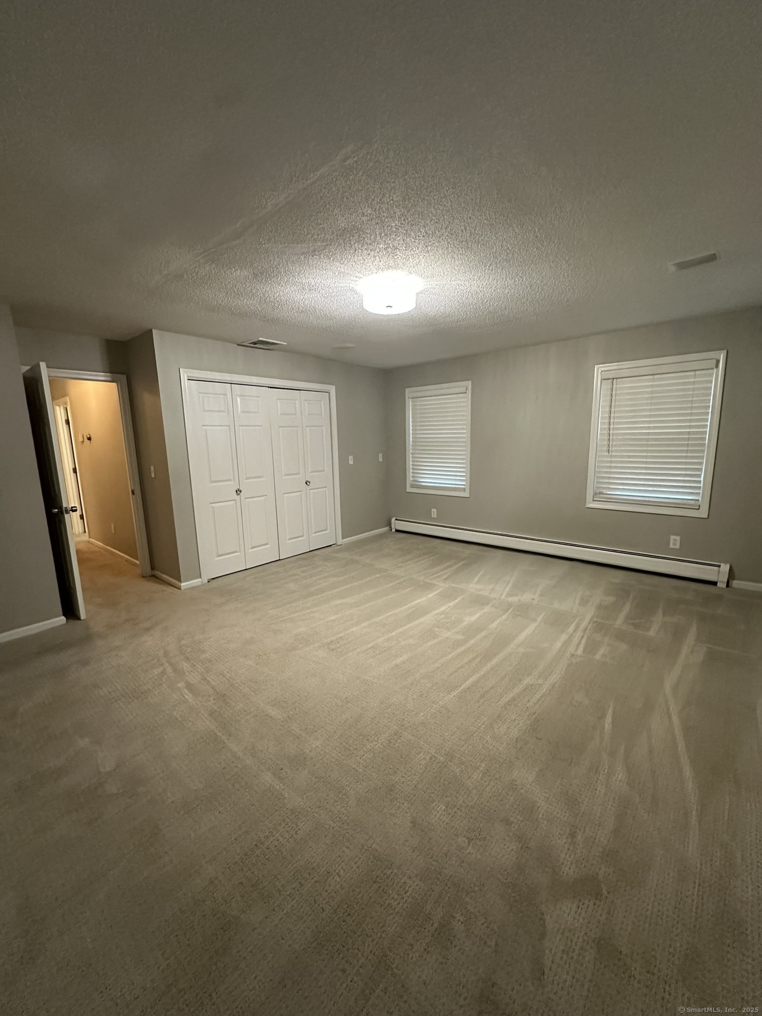 2 Croydon Drive Bloomfield CT 06002