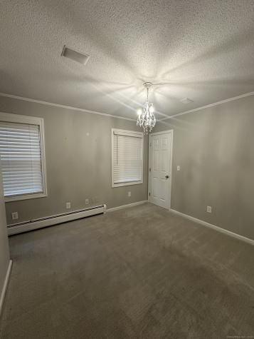 2 Croydon Drive Bloomfield CT 06002