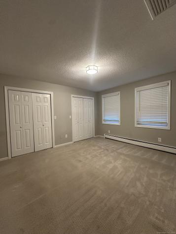 2 Croydon Drive Bloomfield CT 06002