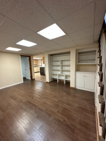 2 Croydon Drive Bloomfield CT 06002