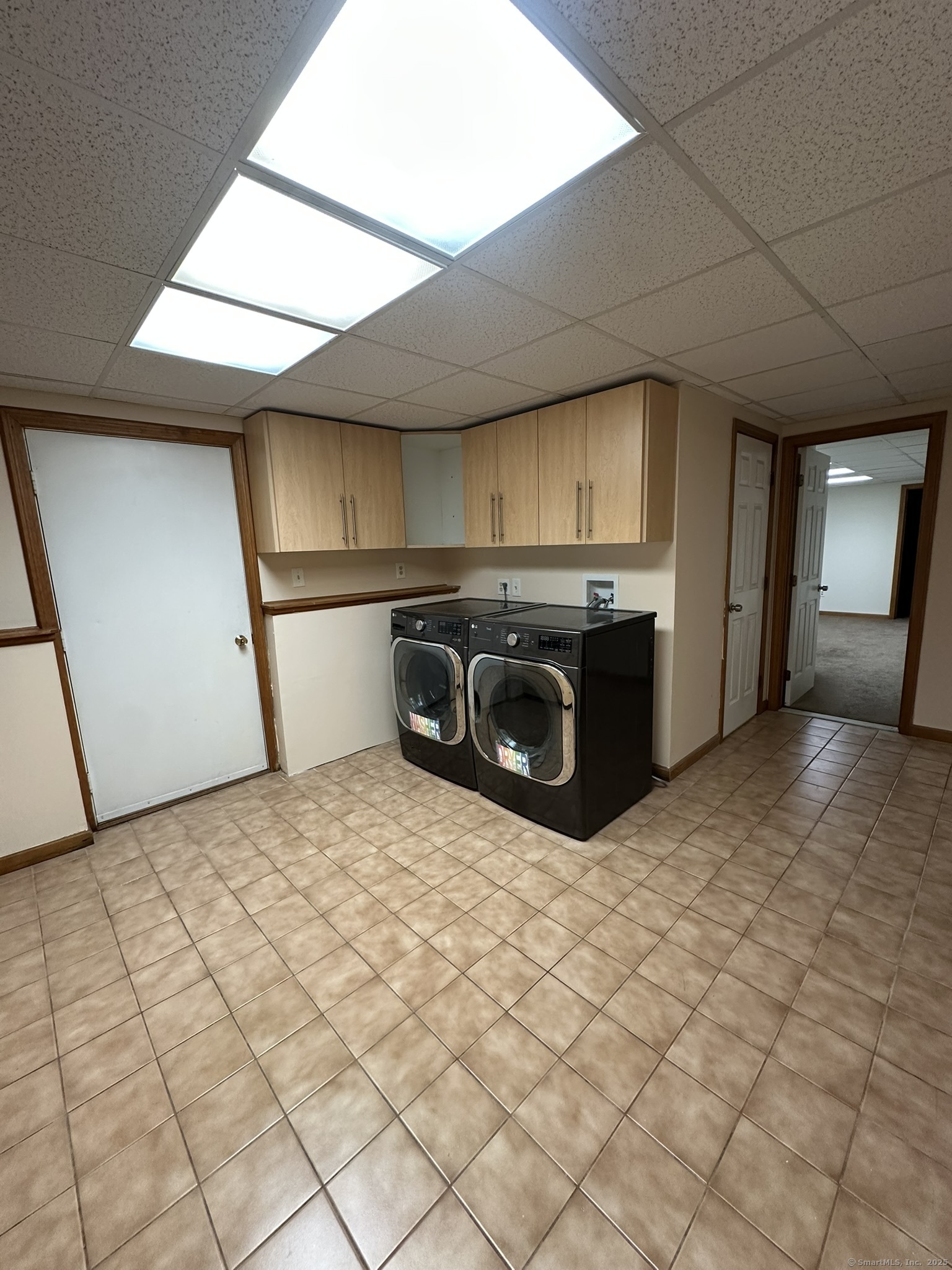 2 Croydon Drive Bloomfield CT 06002