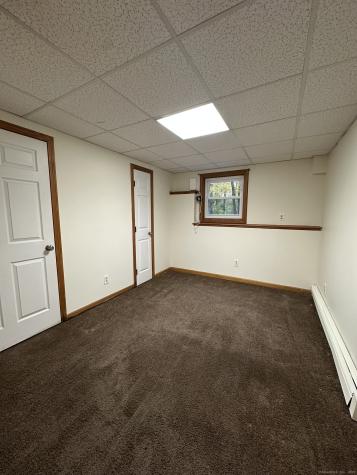 2 Croydon Drive Bloomfield CT 06002