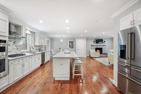 22 Fox Run Wilton CT 06897