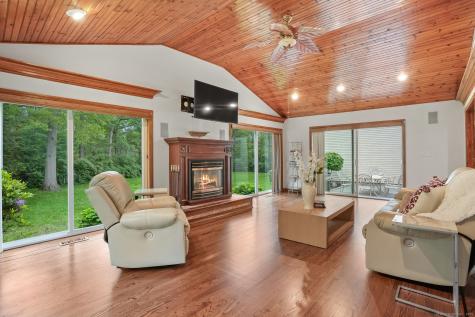 22 Fox Run Wilton CT 06897