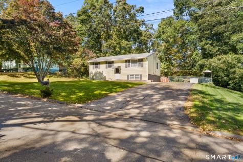 17 Cartridge Trail Ledyard CT 06339