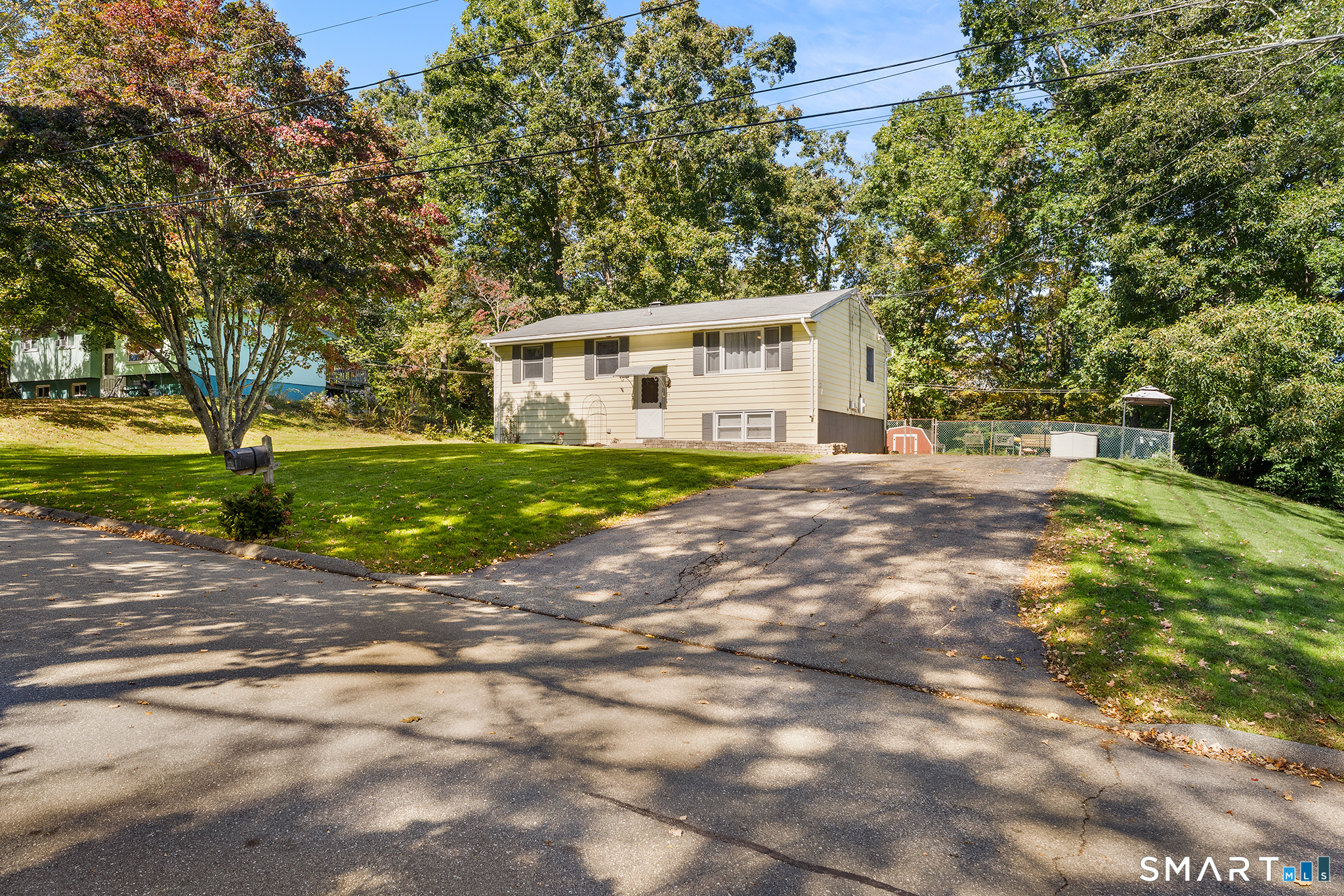 17 Cartridge Trail Ledyard CT 06339