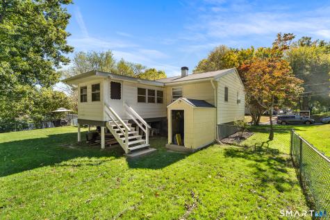17 Cartridge Trail Ledyard CT 06339