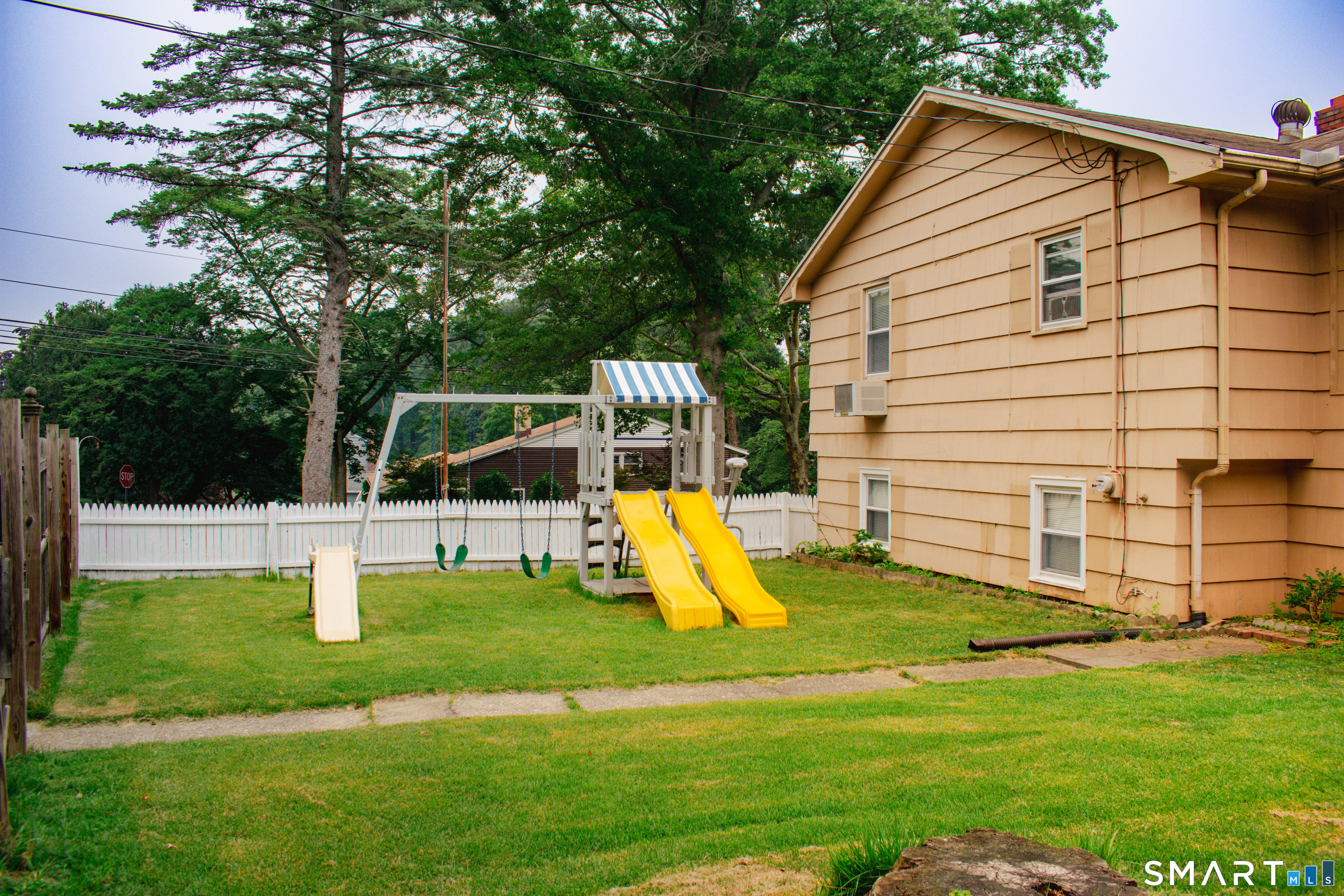 20 Walker Drive Stratford CT 06614