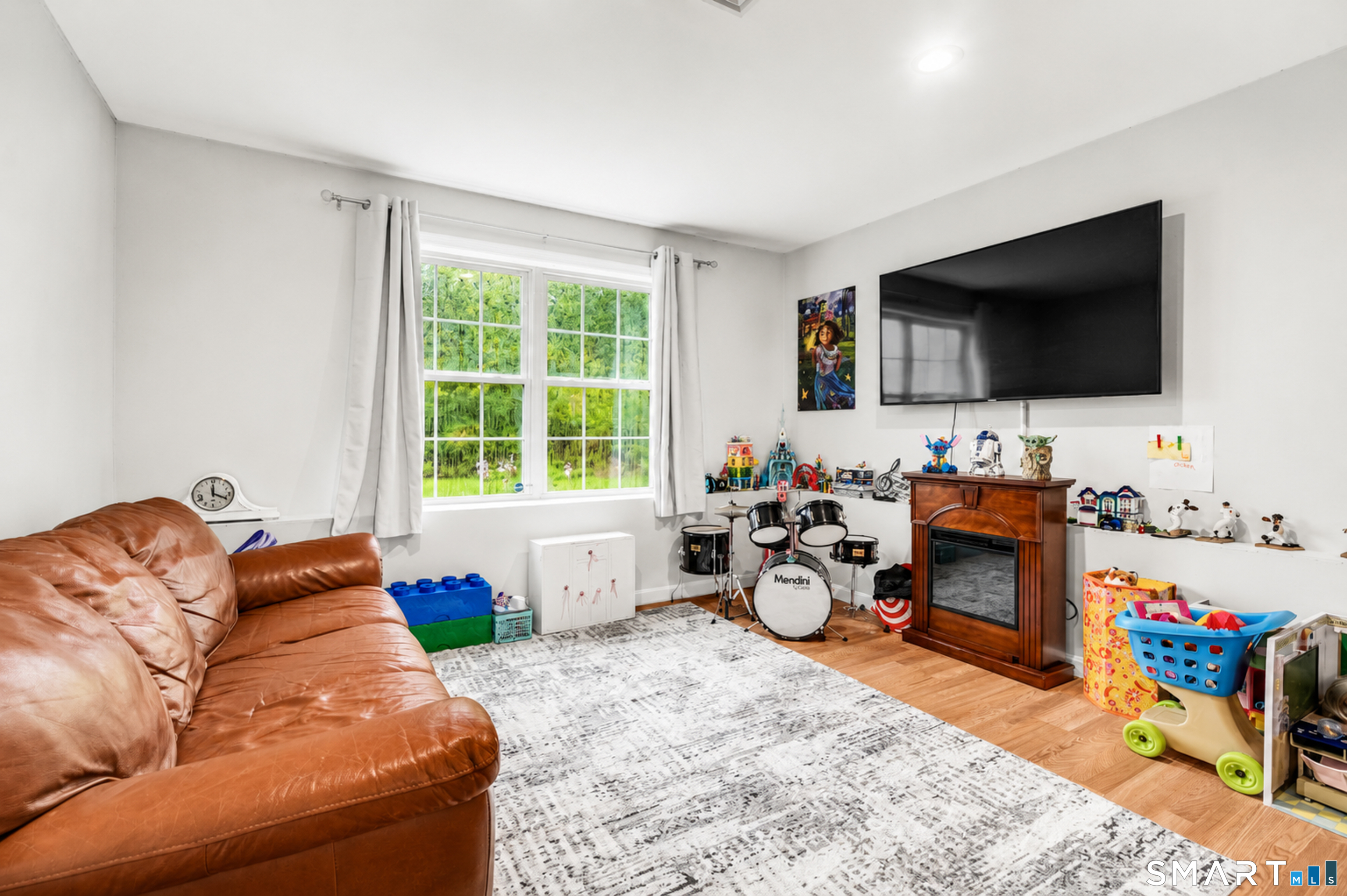 1114 East Lake Road Montville CT 06370