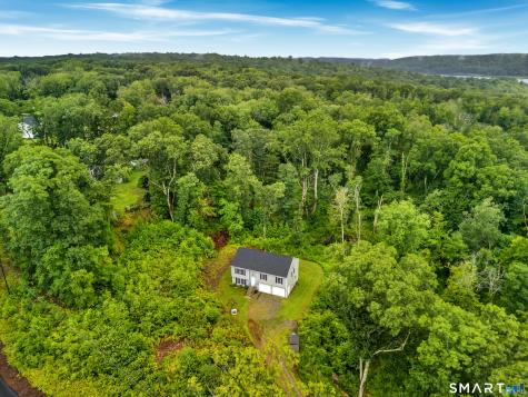 1114 East Lake Road Montville CT 06370