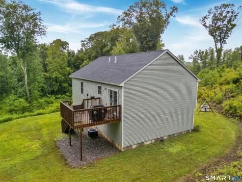 1114 East Lake Road Montville CT 06370