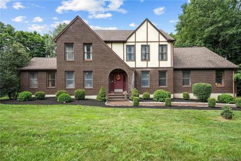 2 Stony Farm Lane Brookfield CT 06804