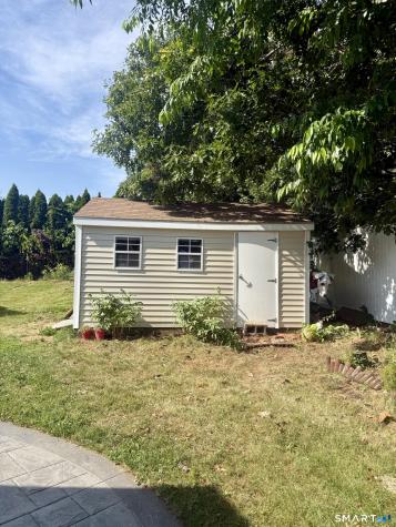 30 Allyn Avenue Norwich CT 06360