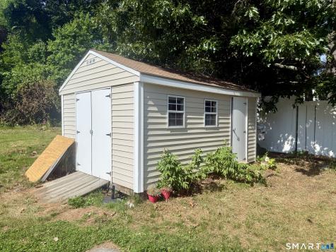 30 Allyn Avenue Norwich CT 06360