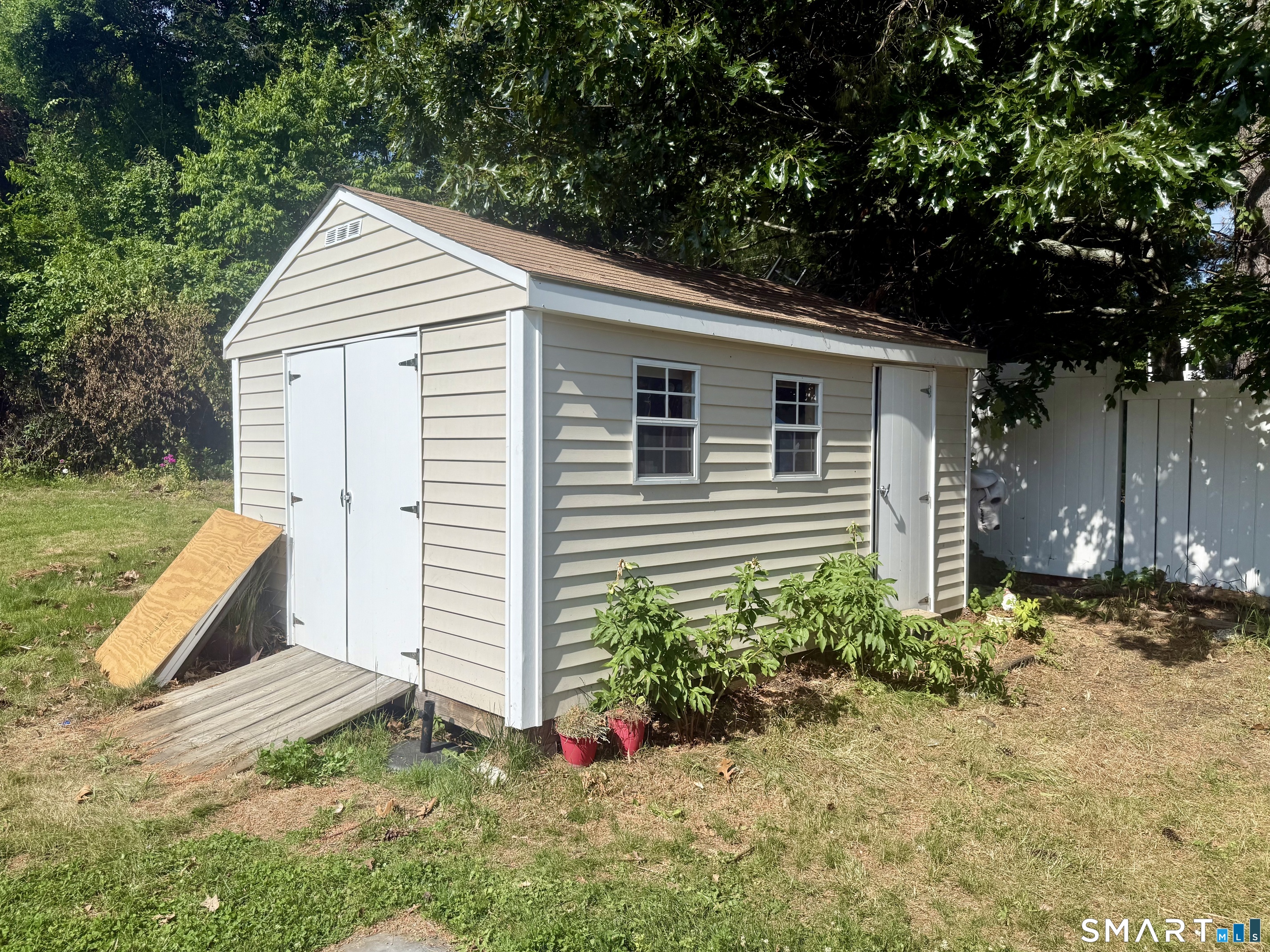 30 Allyn Avenue Norwich CT 06360