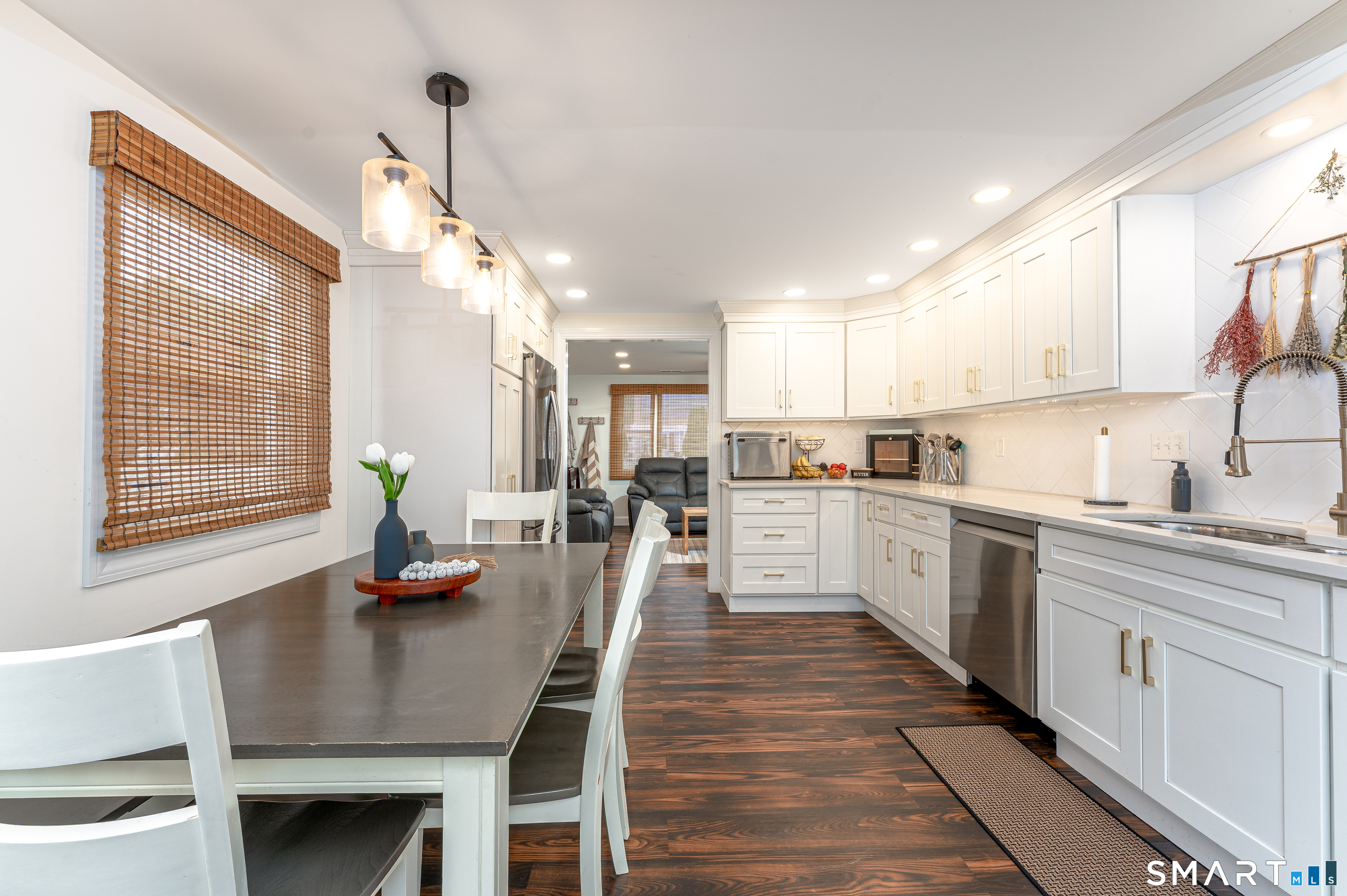 4 James Street East Haven CT 06512