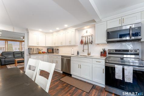 4 James Street East Haven CT 06512