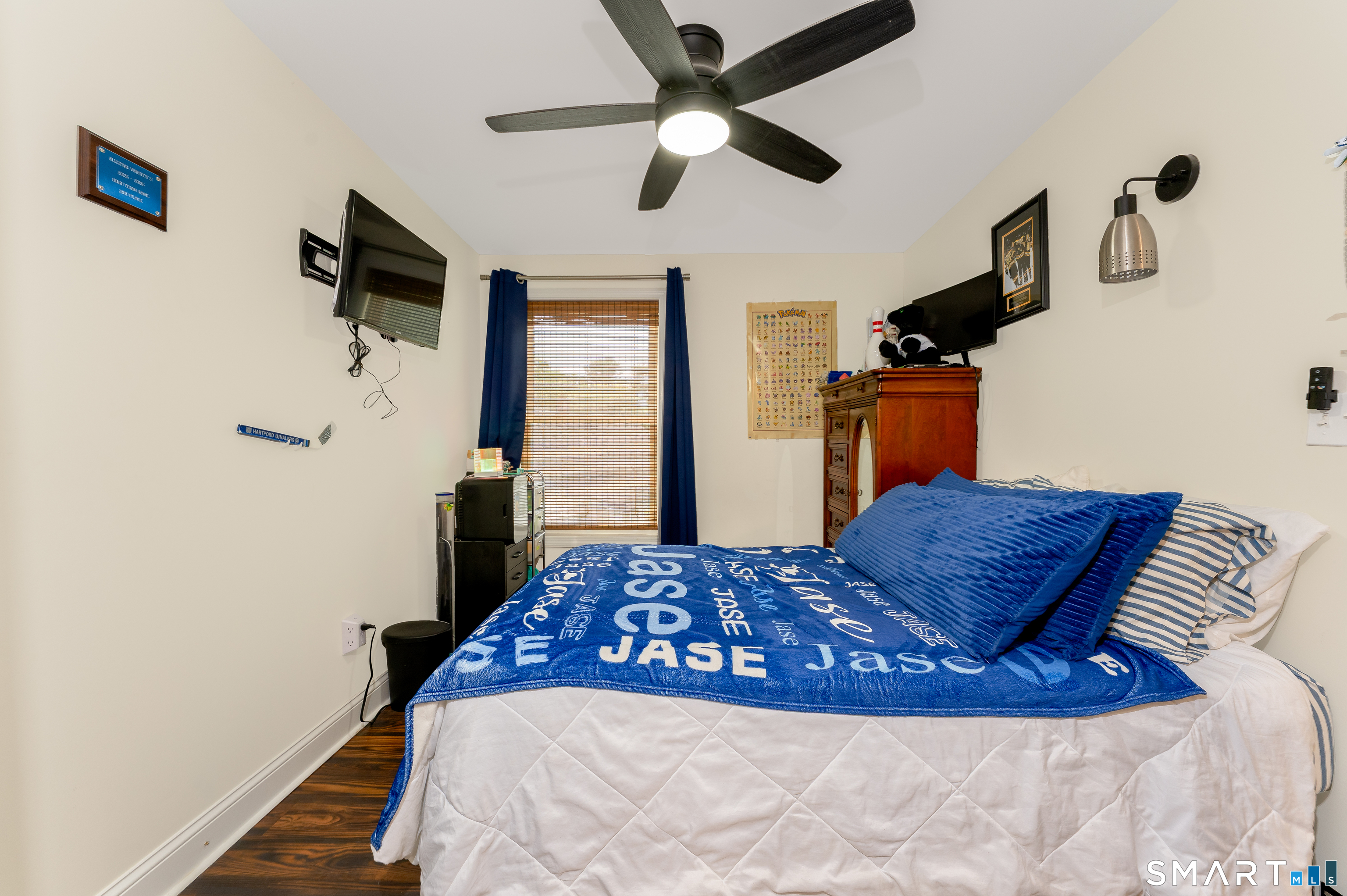 4 James Street East Haven CT 06512
