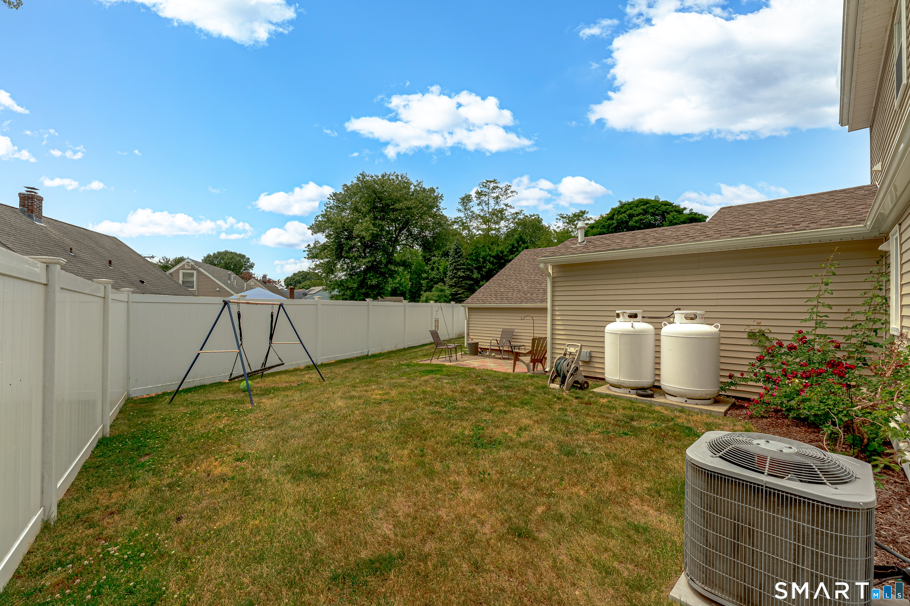 4 James Street East Haven CT 06512