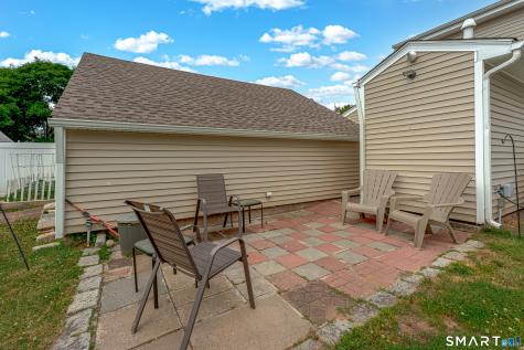 4 James Street East Haven CT 06512